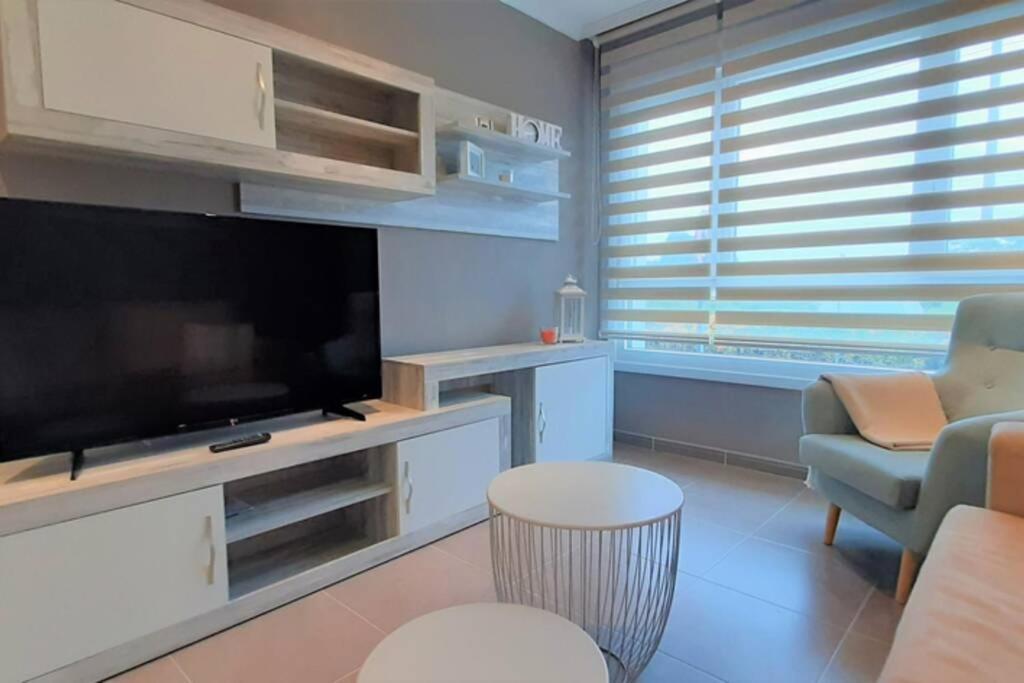 Apartamento Playa Foz Con Piscina Y Parking 010 Apartment ภายนอก รูปภาพ