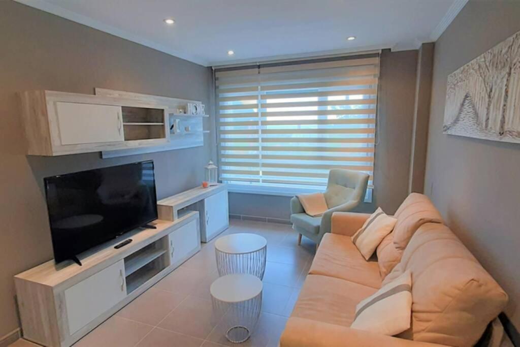 Apartamento Playa Foz Con Piscina Y Parking 010 Apartment ภายนอก รูปภาพ